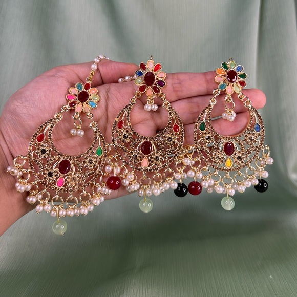 Beautiful Golden With Multi Color Gems And Pearls Earrings and Tikka Set. - Picture 7 of 8